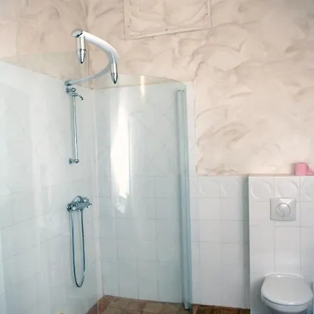 Grande Maison Mirabelensis - D'hotes Bed & Breakfast