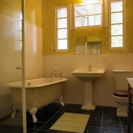 Oda ve Kahvaltı Grande Maison Mirabelensis - D'hotes Mirabel (Tarn-et-Garonne)