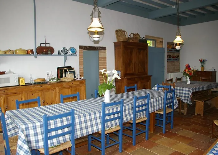 Grande Maison Mirabelensis - D'hotes ベッド・アンド・ブレックファスト 3*