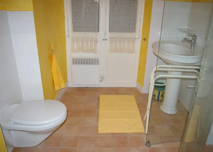 ベッド・アンド・ブレックファスト Grande Maison Mirabelensis - D'hotes 3*